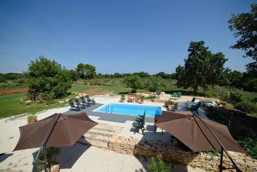 Beautiful Villa Palera With Private Pool Near Pula Ližnjan Exterior foto